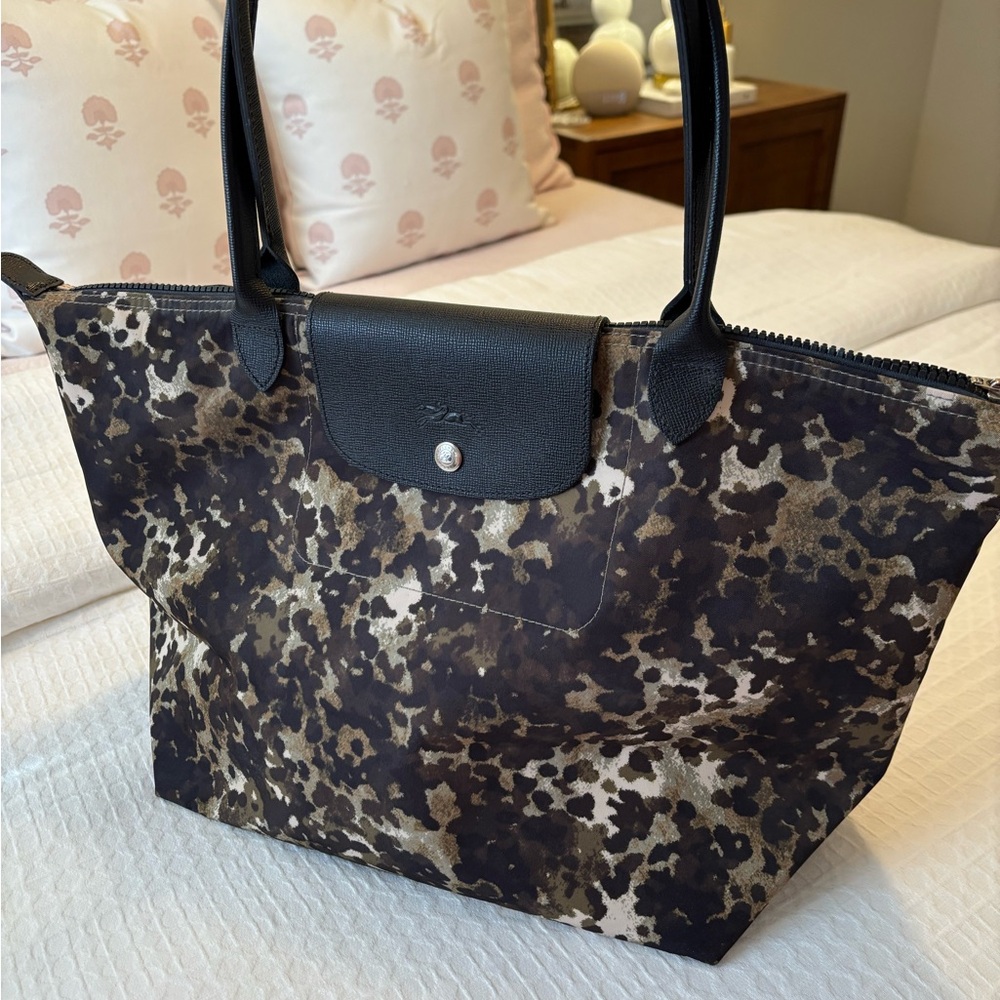 Longchamp Limited Edition Le Pilage
